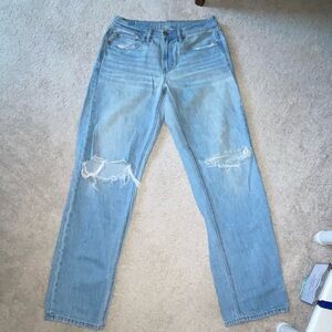 American Eagle 90’s Straight Jean Light Wash Distressed Size 6